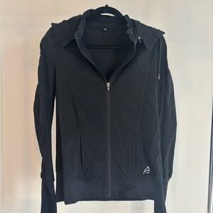 P'tula Classic Black Hoodie